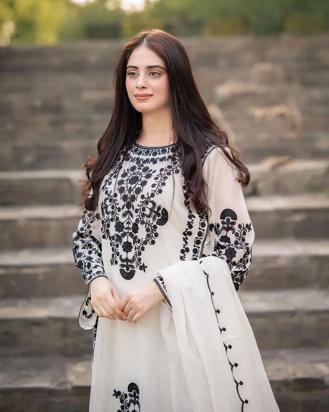 3 Pcs Women's Stitched Organza Embroidered Suit - Image 5
