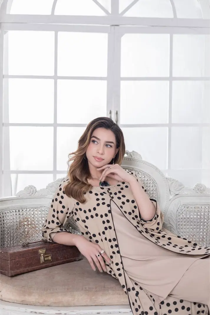 3 Pcs Women's Stitched Arabic Lawn Printed Suit - Image 4