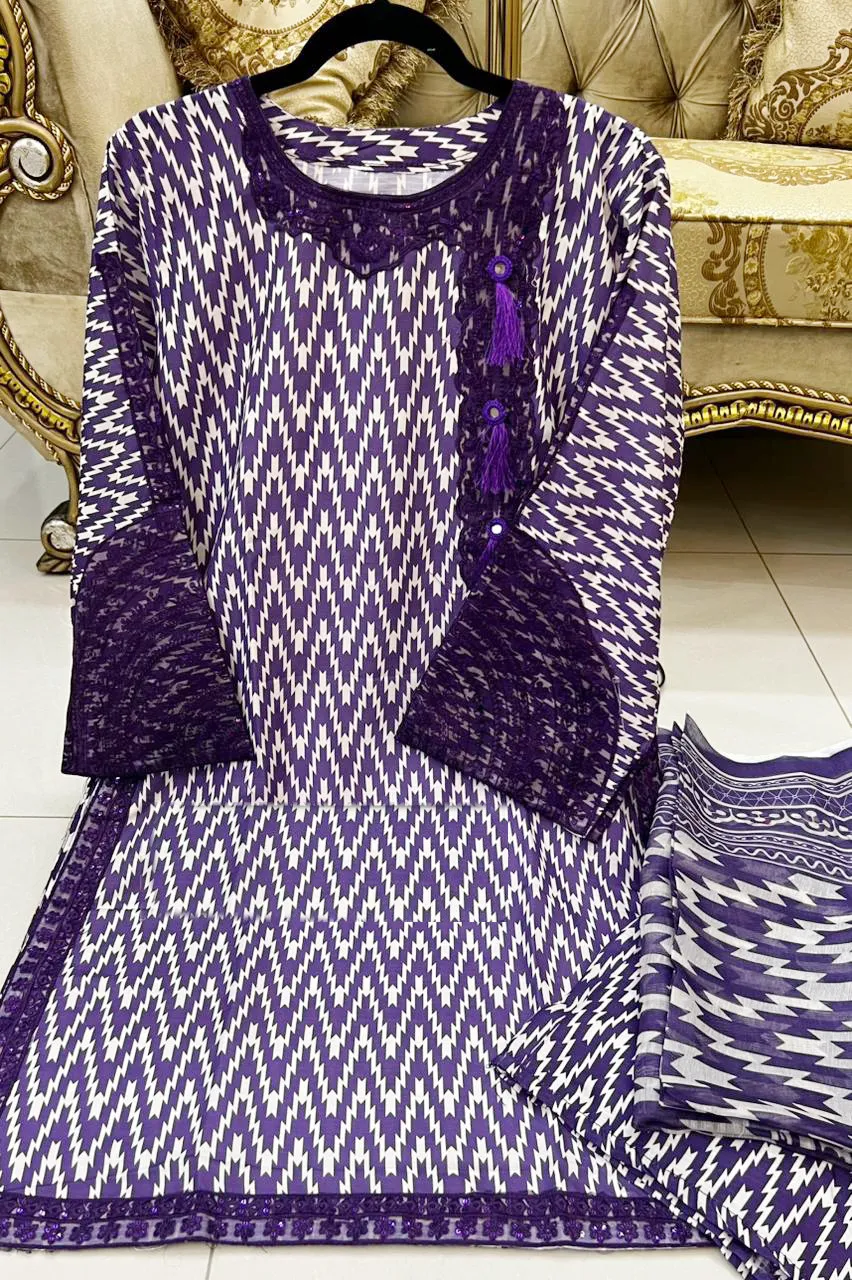 3 Pcs Women's Stitched Lawn Printed Suit - Image 2