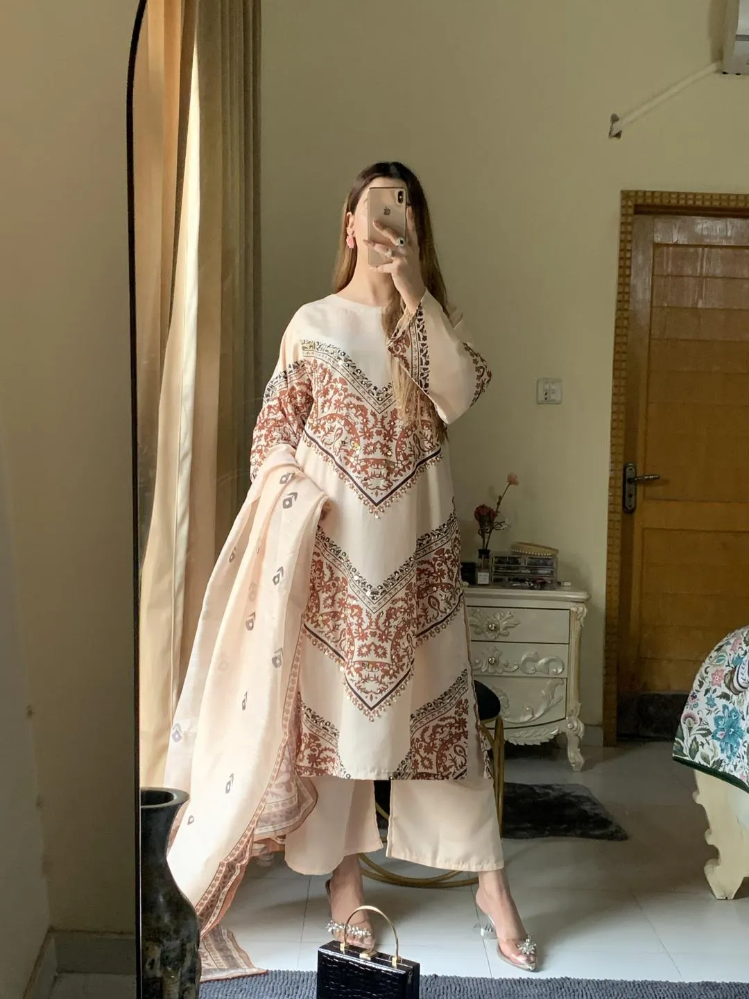 Pakistani Embroidered Kurta Set Cream Floral Long Sleeve