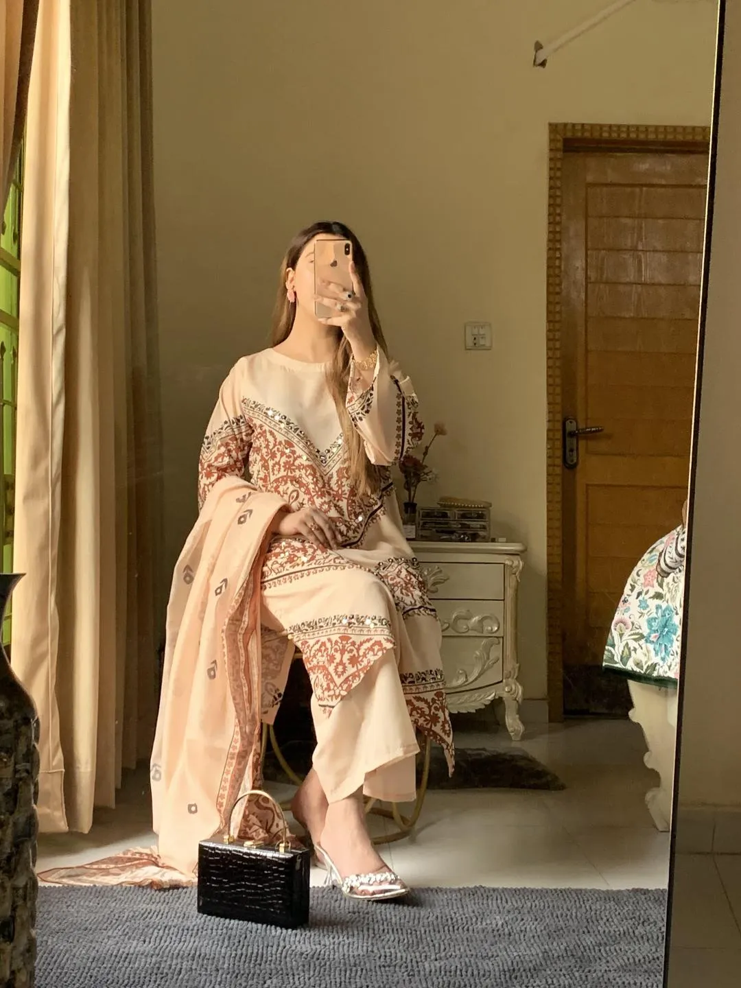 Pakistani Embroidered Kurta Set Cream Floral Long Sleeve - Image 2