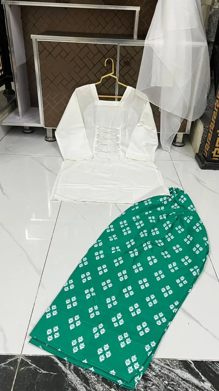 3 Pcs Women's Stitched Cotton Lawn Printed Suit with Fitingable back Straps - Image 3