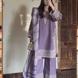 3 Pcs Women's Stitched Cotton Lawn Embroidered Suit