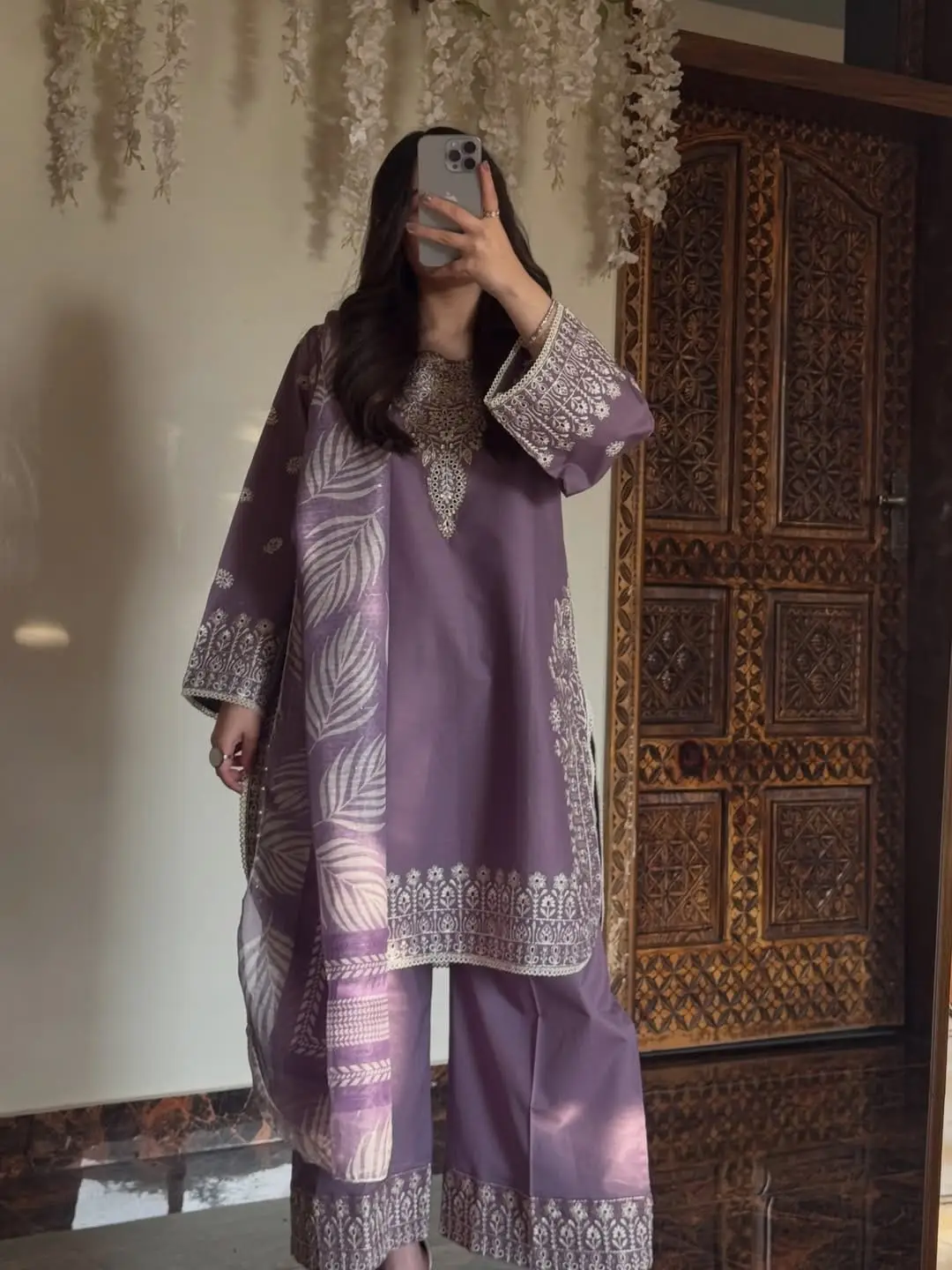 3 Pcs Women's Stitched Cotton Lawn Embroidered Suit - Image 4