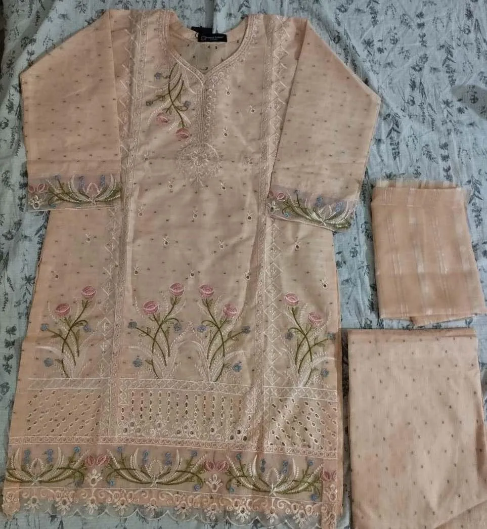 Peach Embroidered 3Pcs Cotton Lawn Suit with Dupatta - Image 4